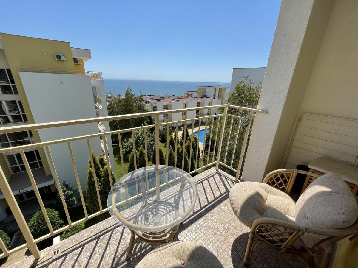 Fort Noks - Menada Apartments Sveti Vlas Ngoại thất bức ảnh