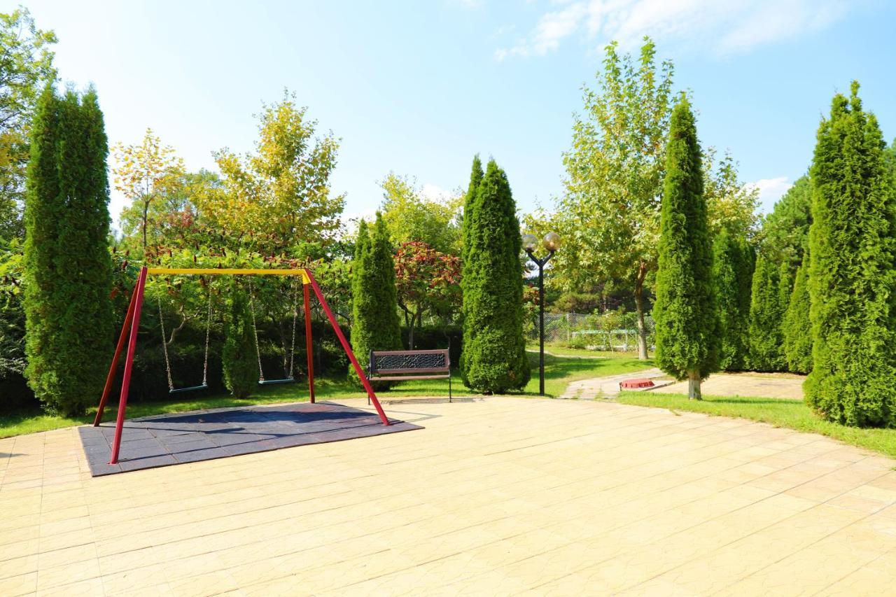 Fort Noks - Menada Apartments Sveti Vlas Ngoại thất bức ảnh