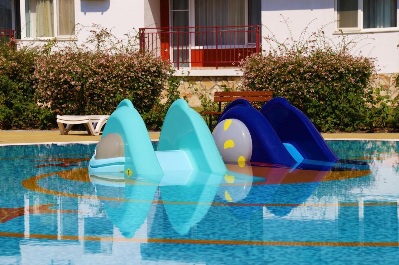 Fort Noks - Menada Apartments Sveti Vlas Ngoại thất bức ảnh